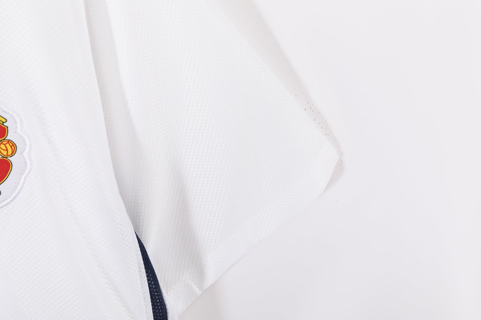 08/09 away retro football shirt