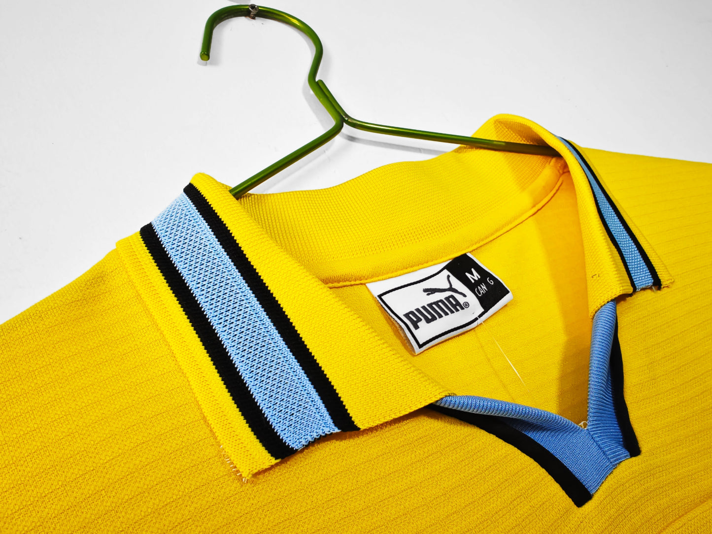 99/00 away retro football shirt
