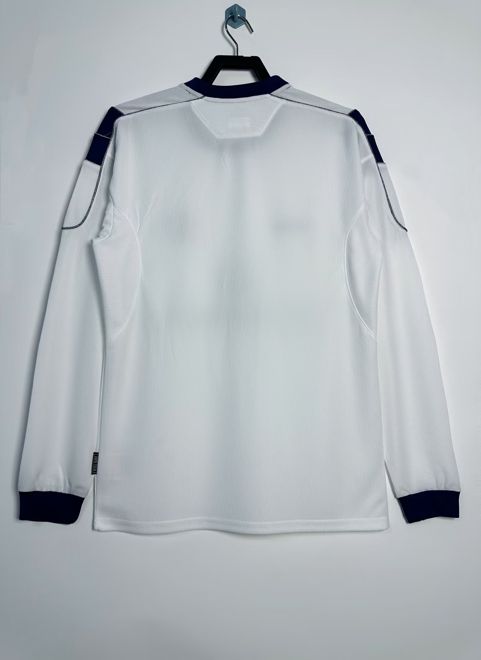 00/01 away retro football shirt