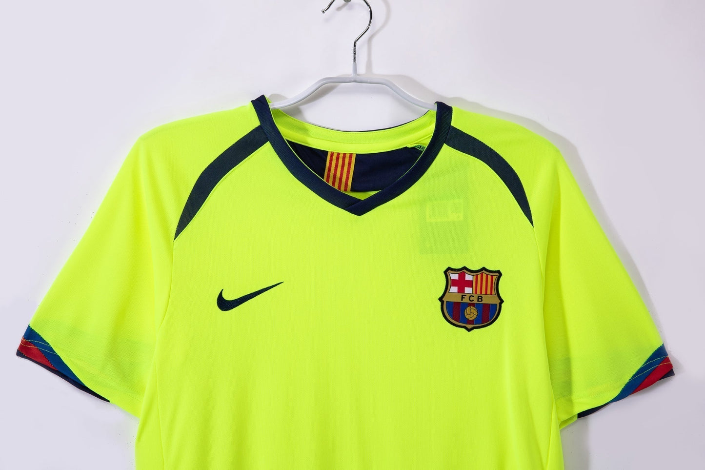 05/06 away retro football shirt