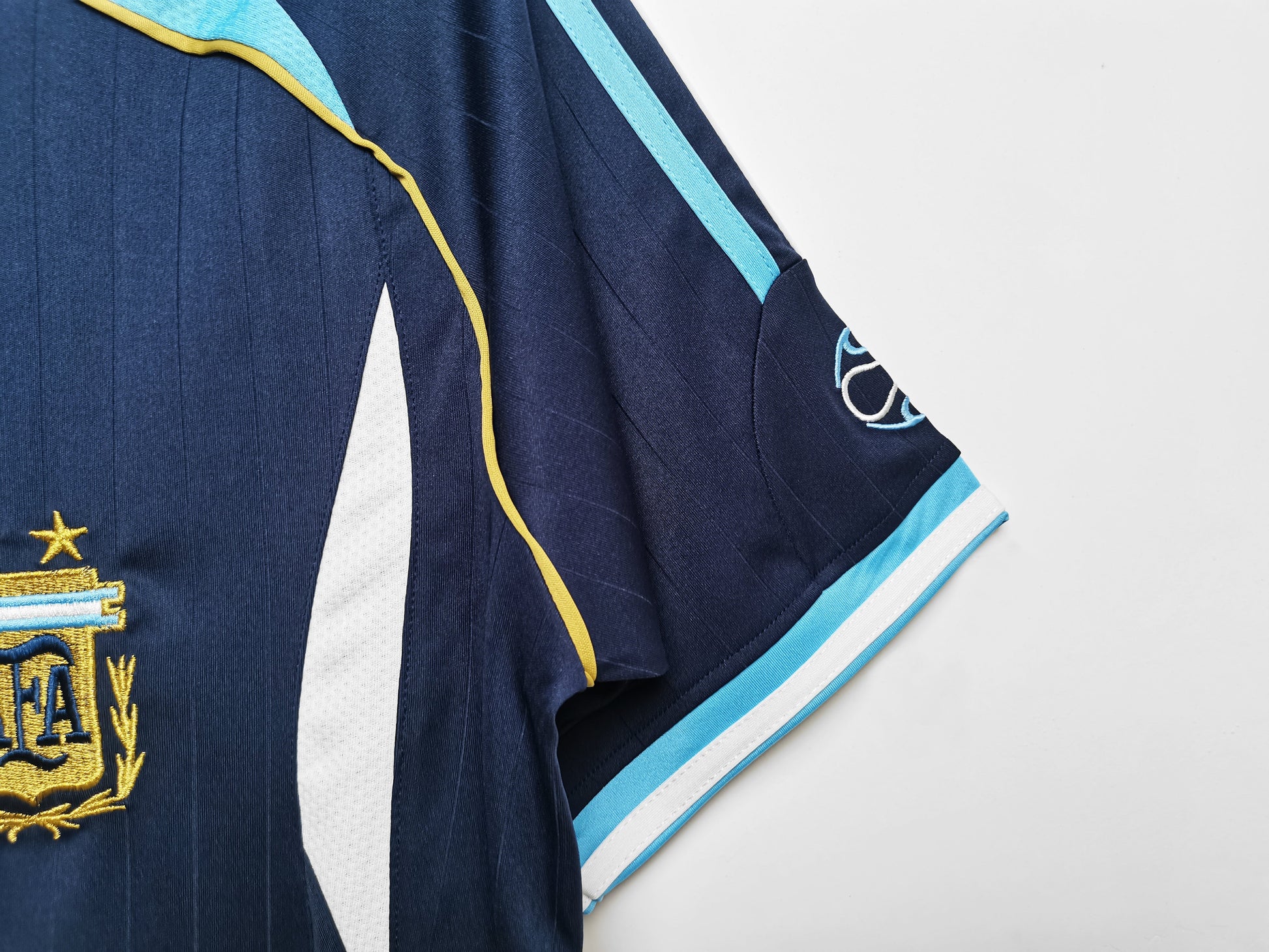 2006 away retro football shirt