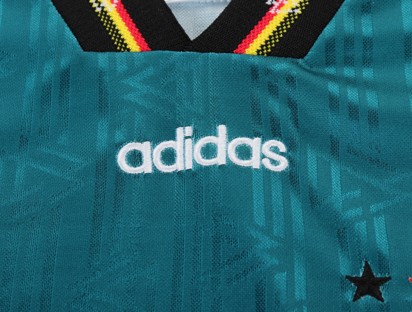 1996 children's away football jersey