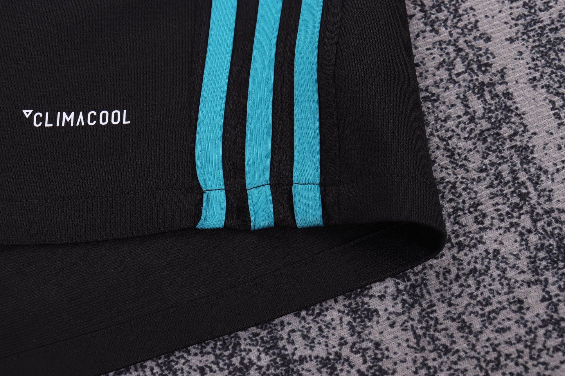 17/18 children's away football jersey