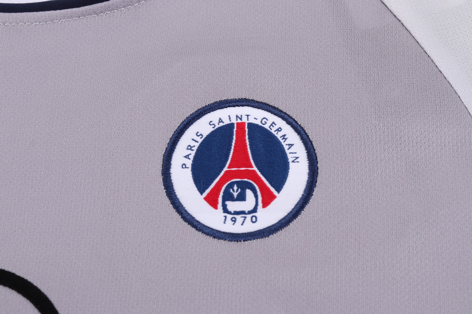 01/02 children's away football jersey