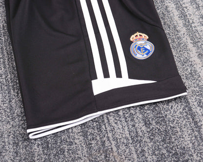 06/07 children's away football jersey