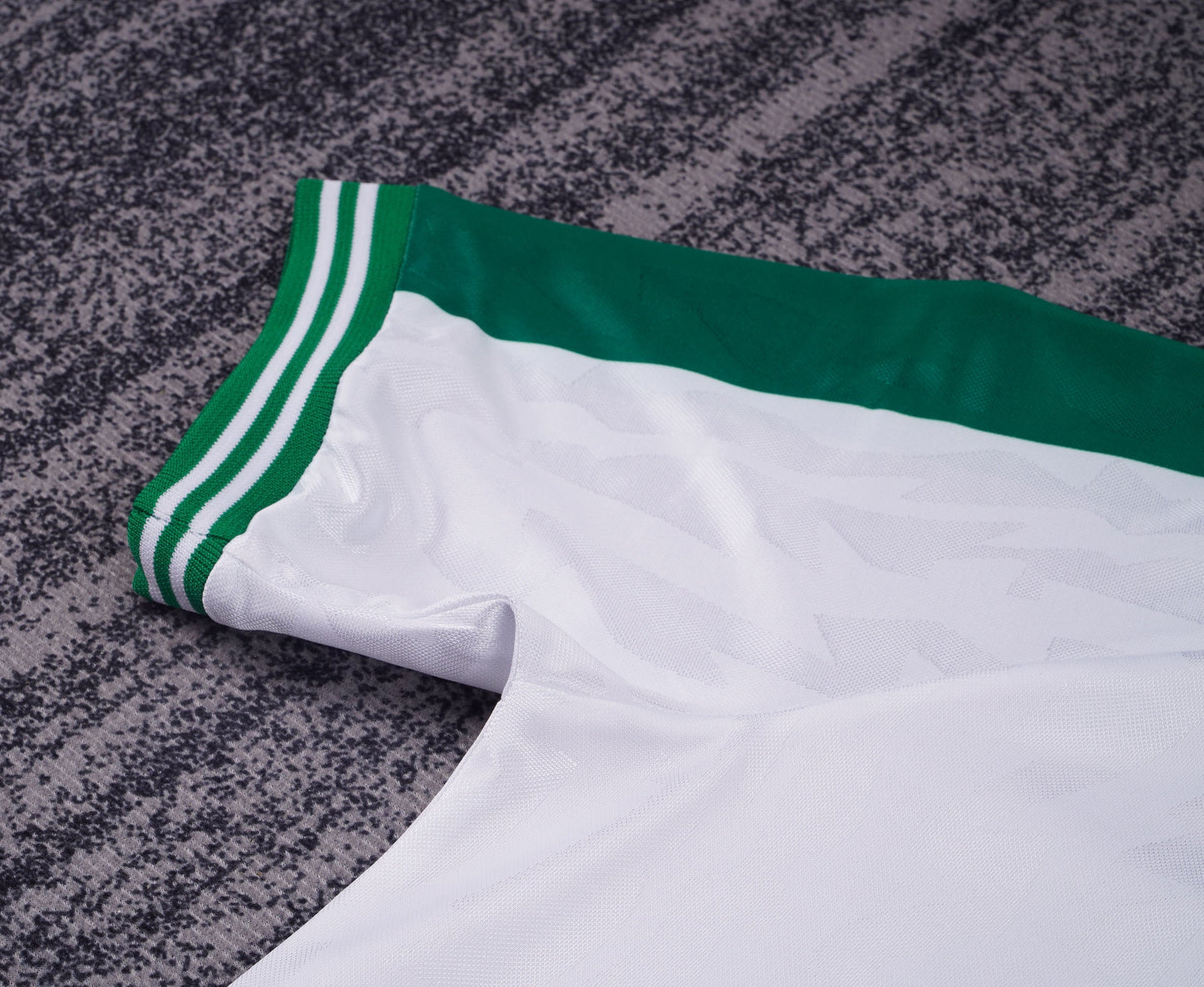 1996 children's away football jersey
