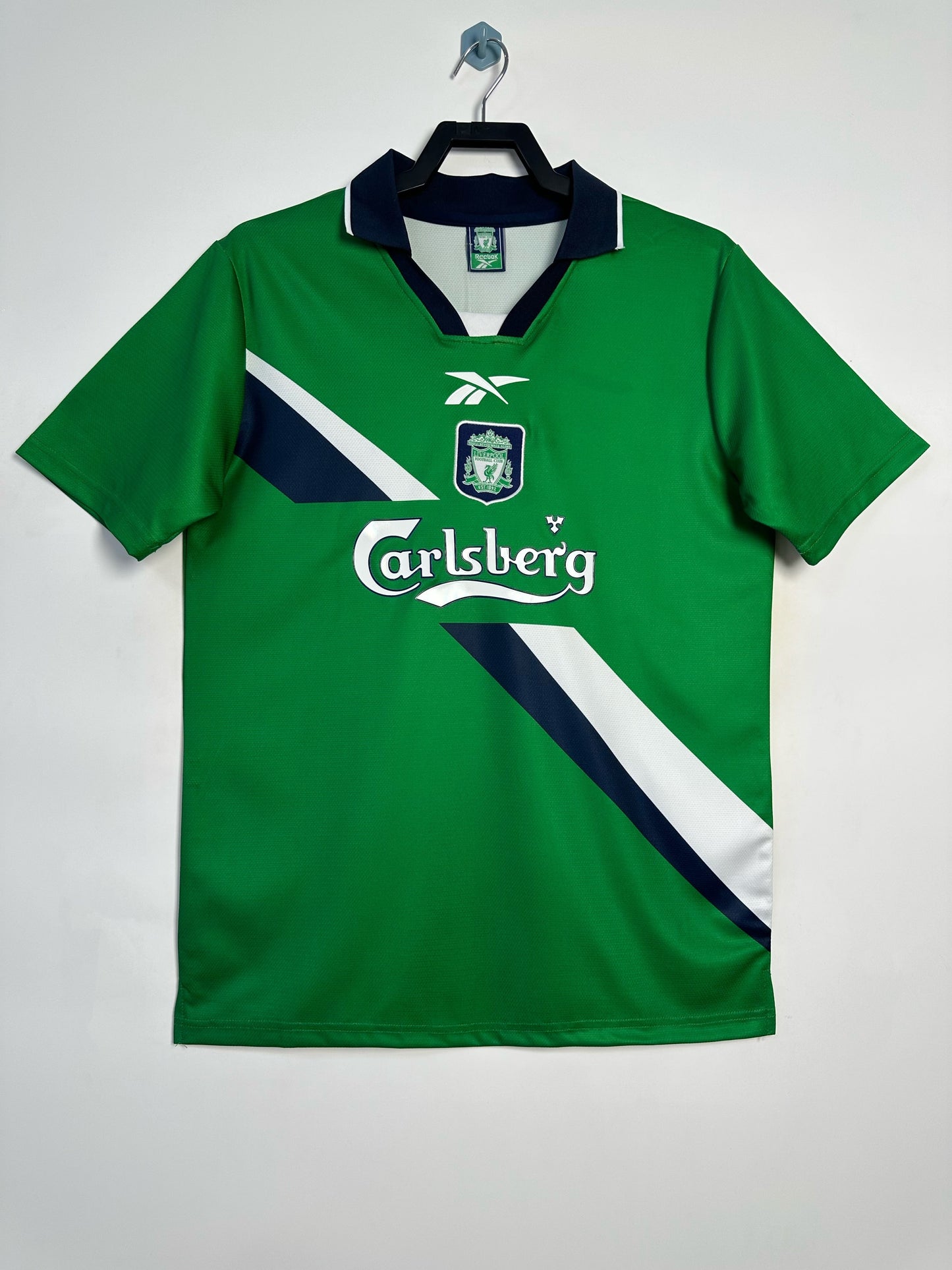 00/01 away retro football shirt
