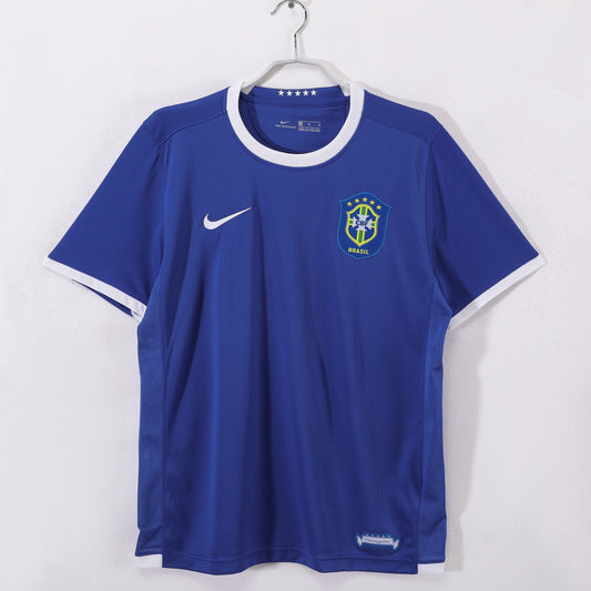 2006 away retro football shirt