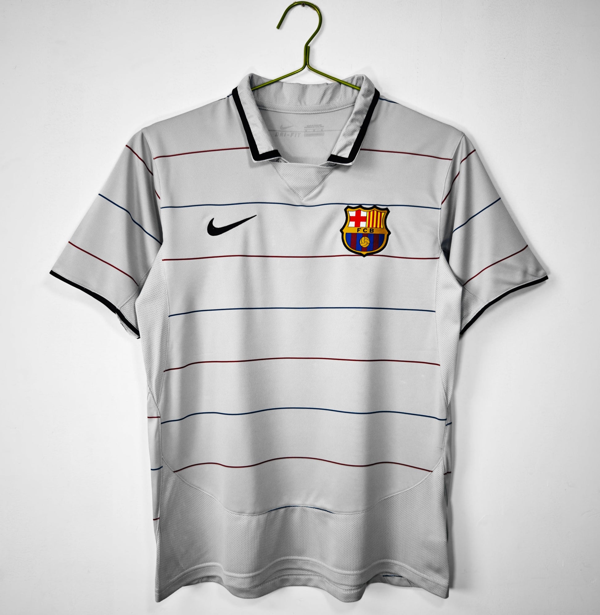 03/04 away retro football shirt