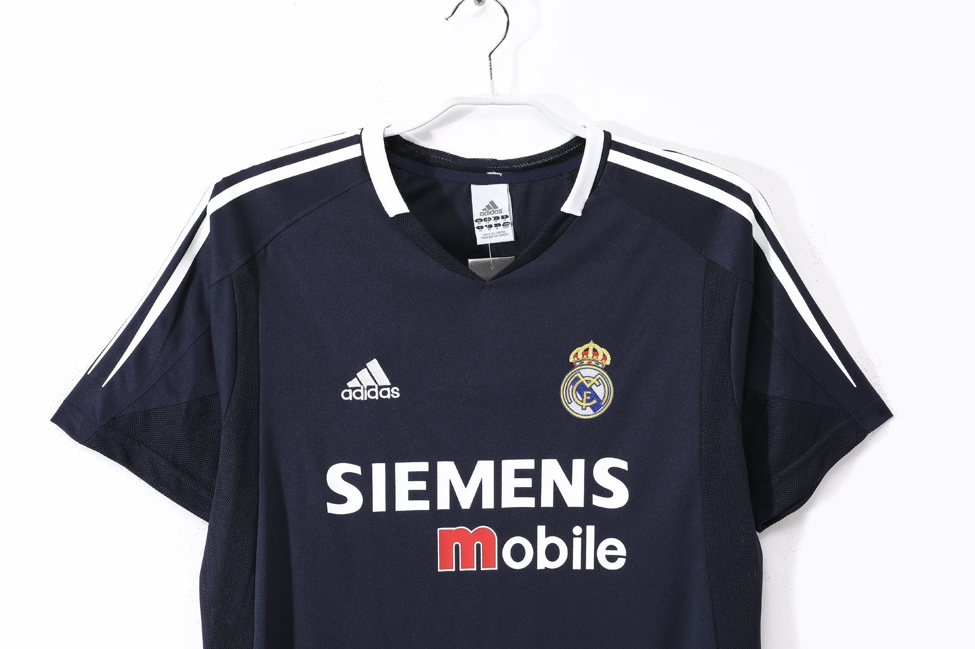 04/05 away retro football shirt