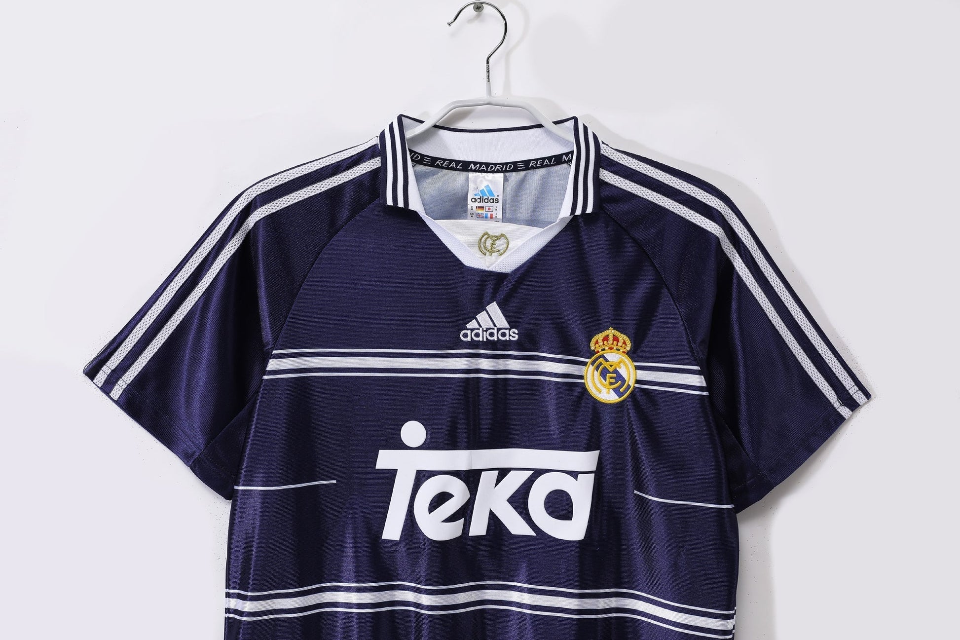 98/99 away retro football shirt