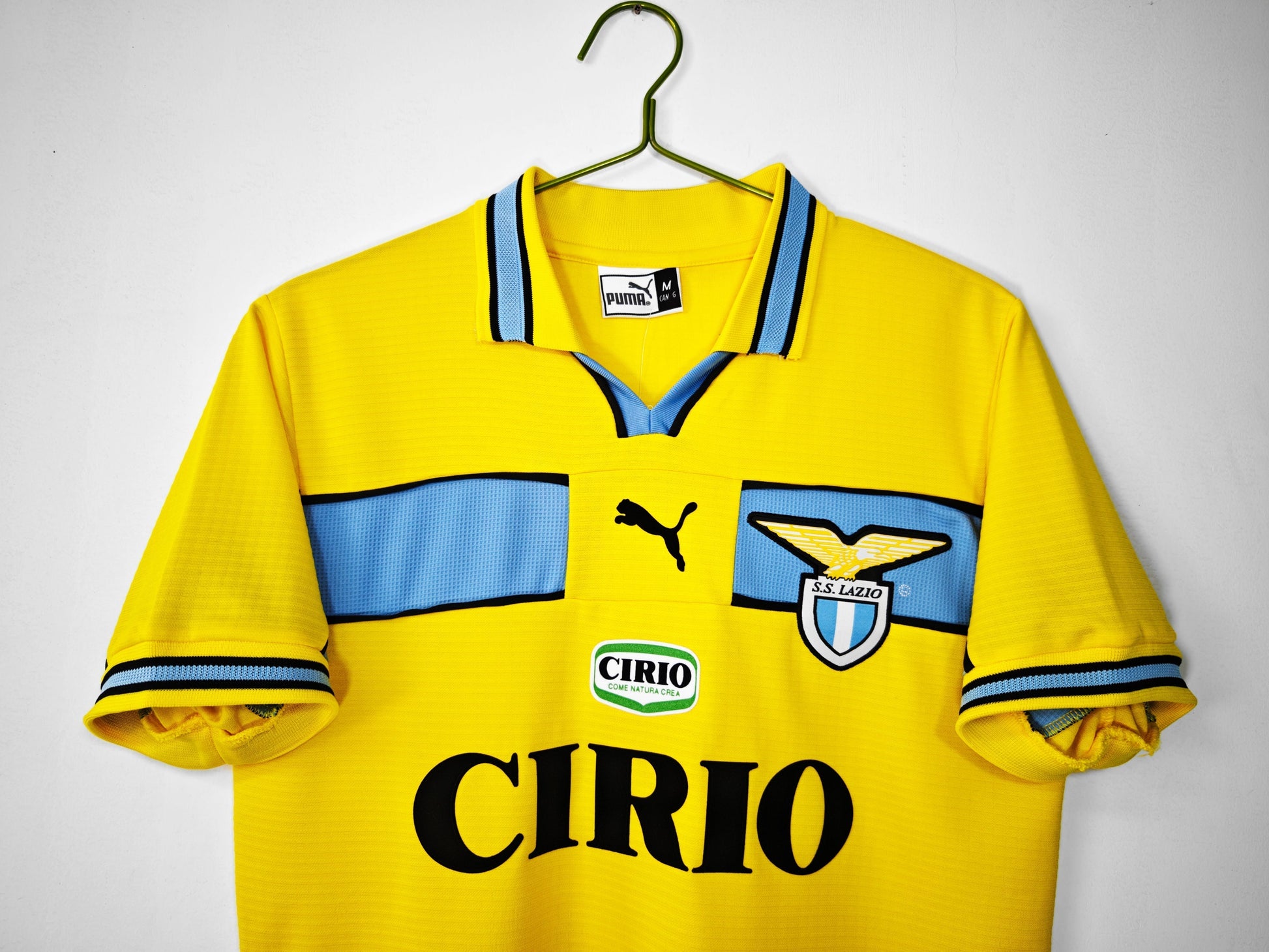 99/00 away retro football shirt
