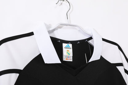 01/02 away retro football shirt