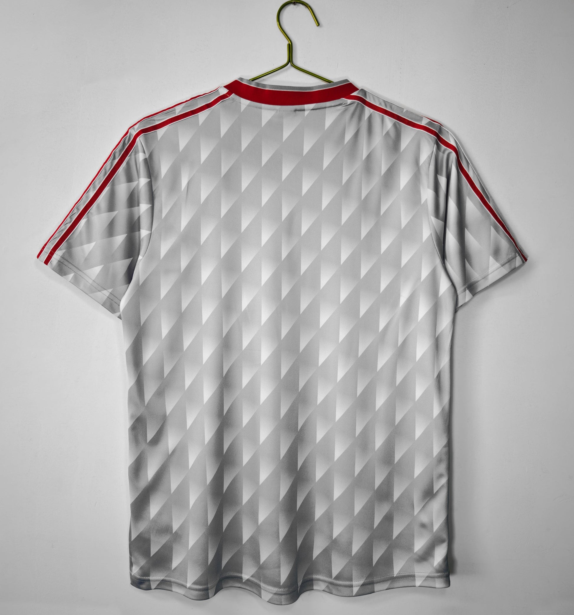 89/91 away retro football shirt