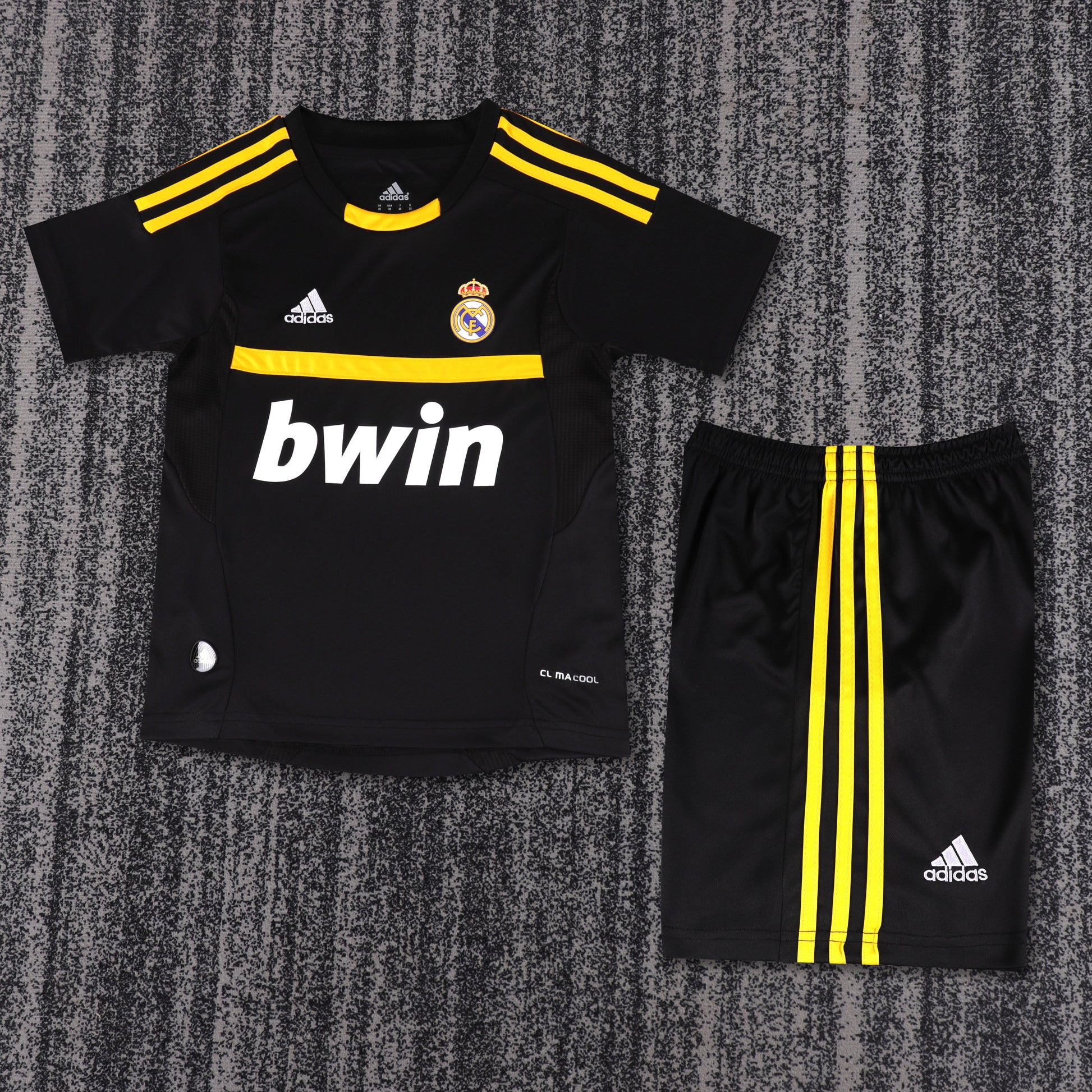 11/12 children's away football jersey