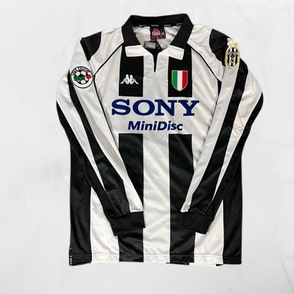 Retro 97/98 home retro football shirt