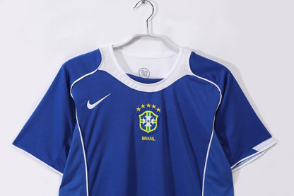 2004 away retro football shirt