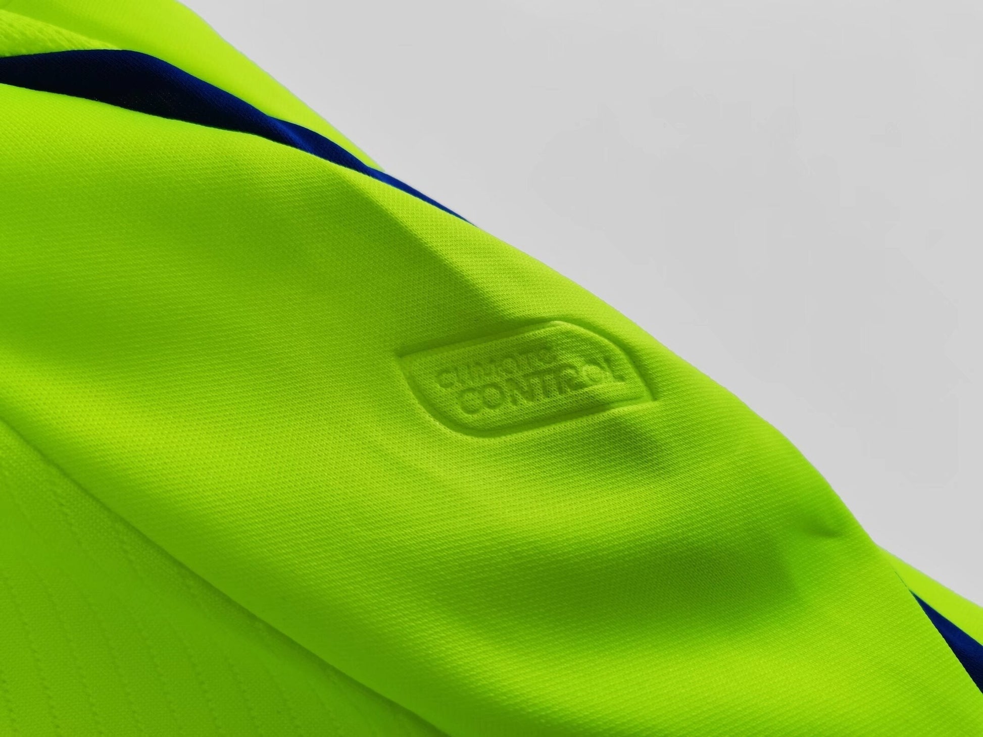 08/09 third retro football shirt