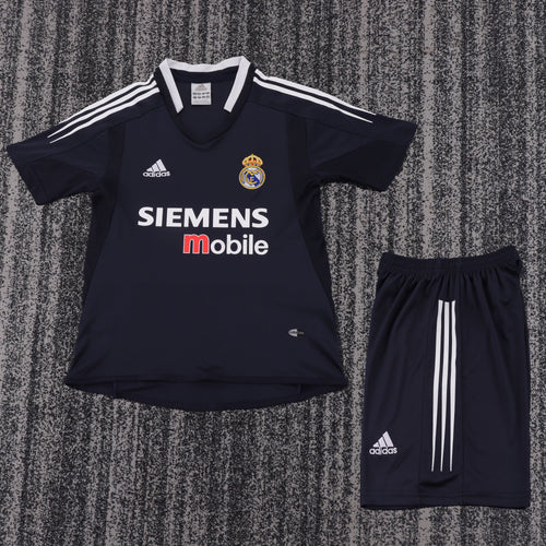 04/05 children's away football jersey