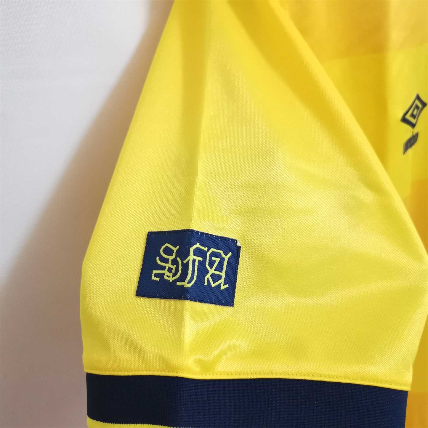 1986 Away Retro Shirt - additional product view