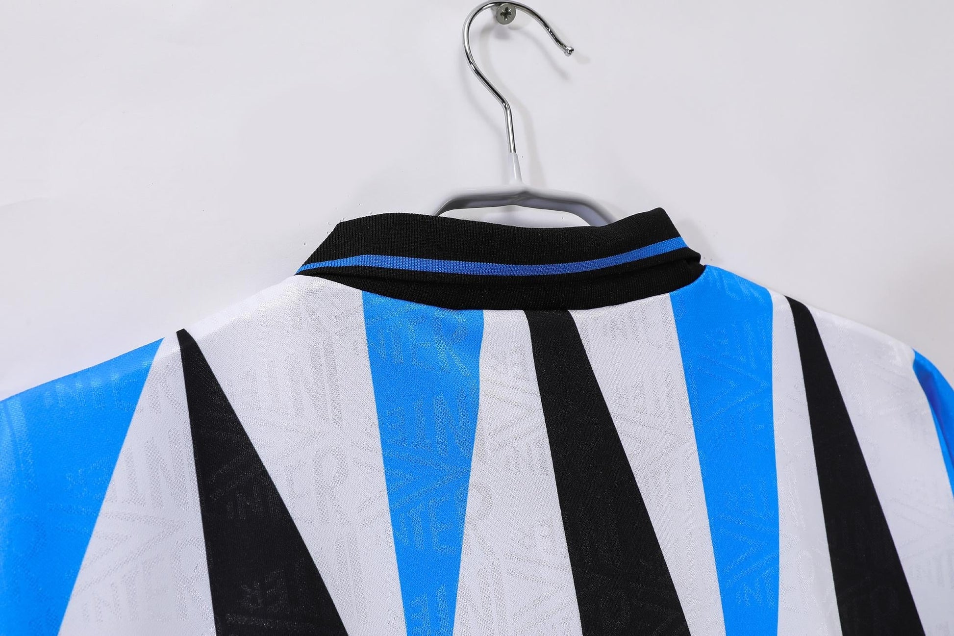 92/93 away retro football shirt