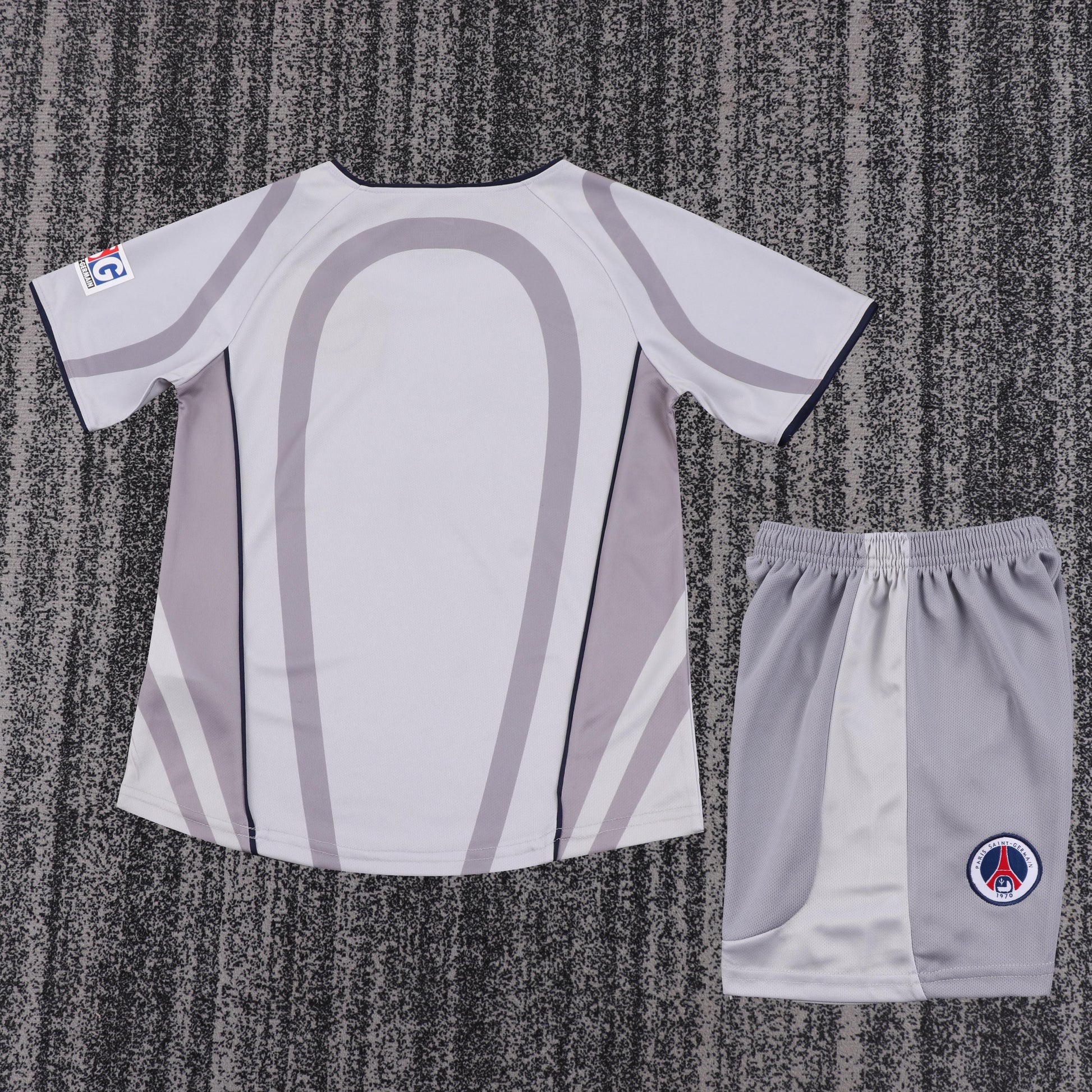 01/02 children's away football jersey