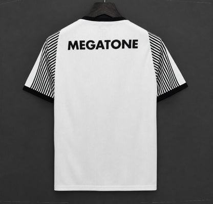 2006/07 Away Retro Shirt - back product view