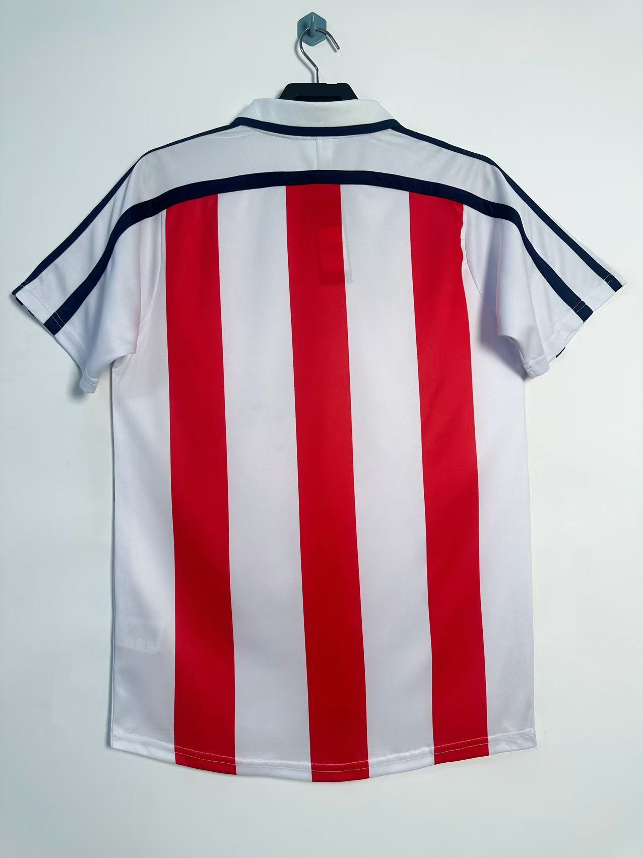 00/02 away retro football shirt