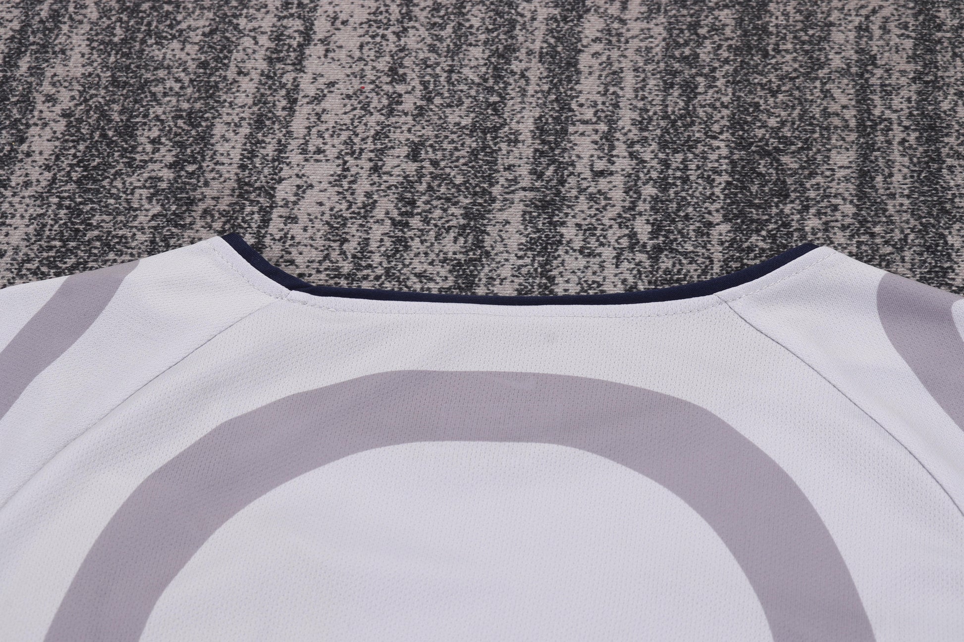 01/02 children's away football jersey