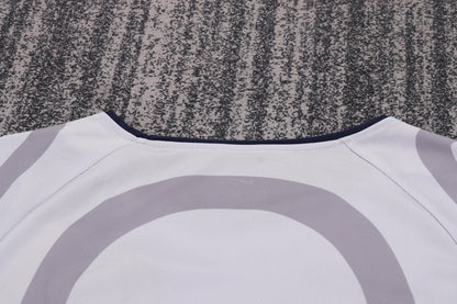 01/02 children's away football jersey