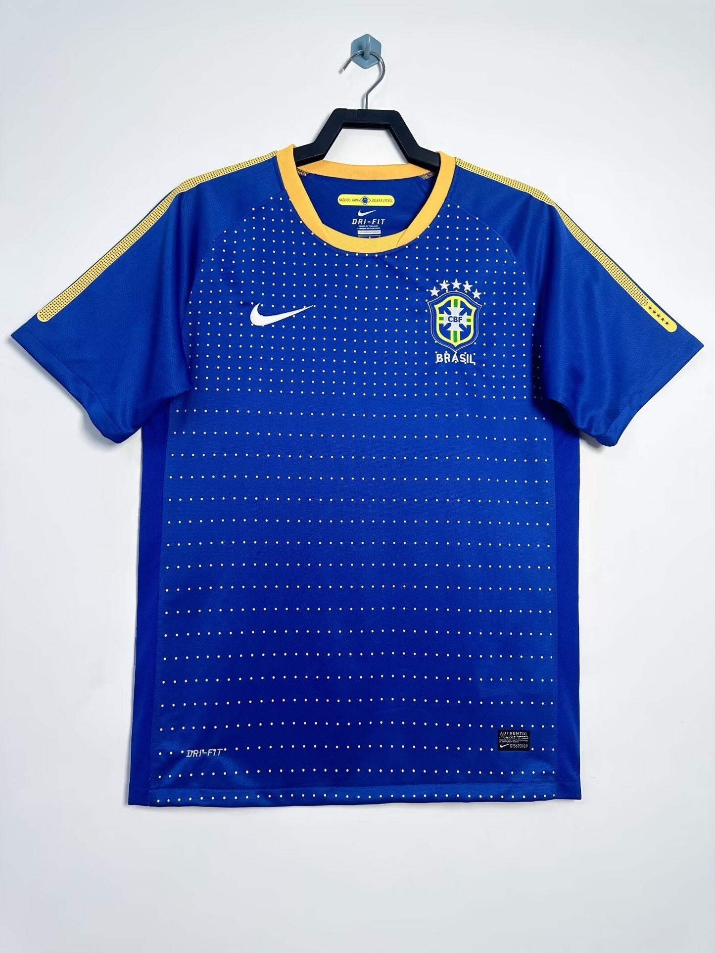 2010 away retro football shirt
