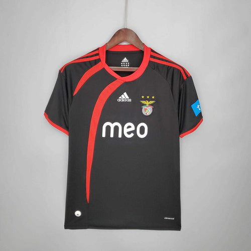 2009/10 Away Retro Shirt - front product view