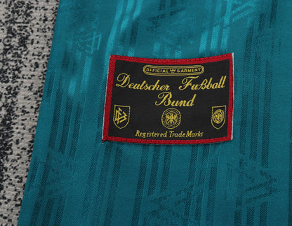 1996 children's away football jersey