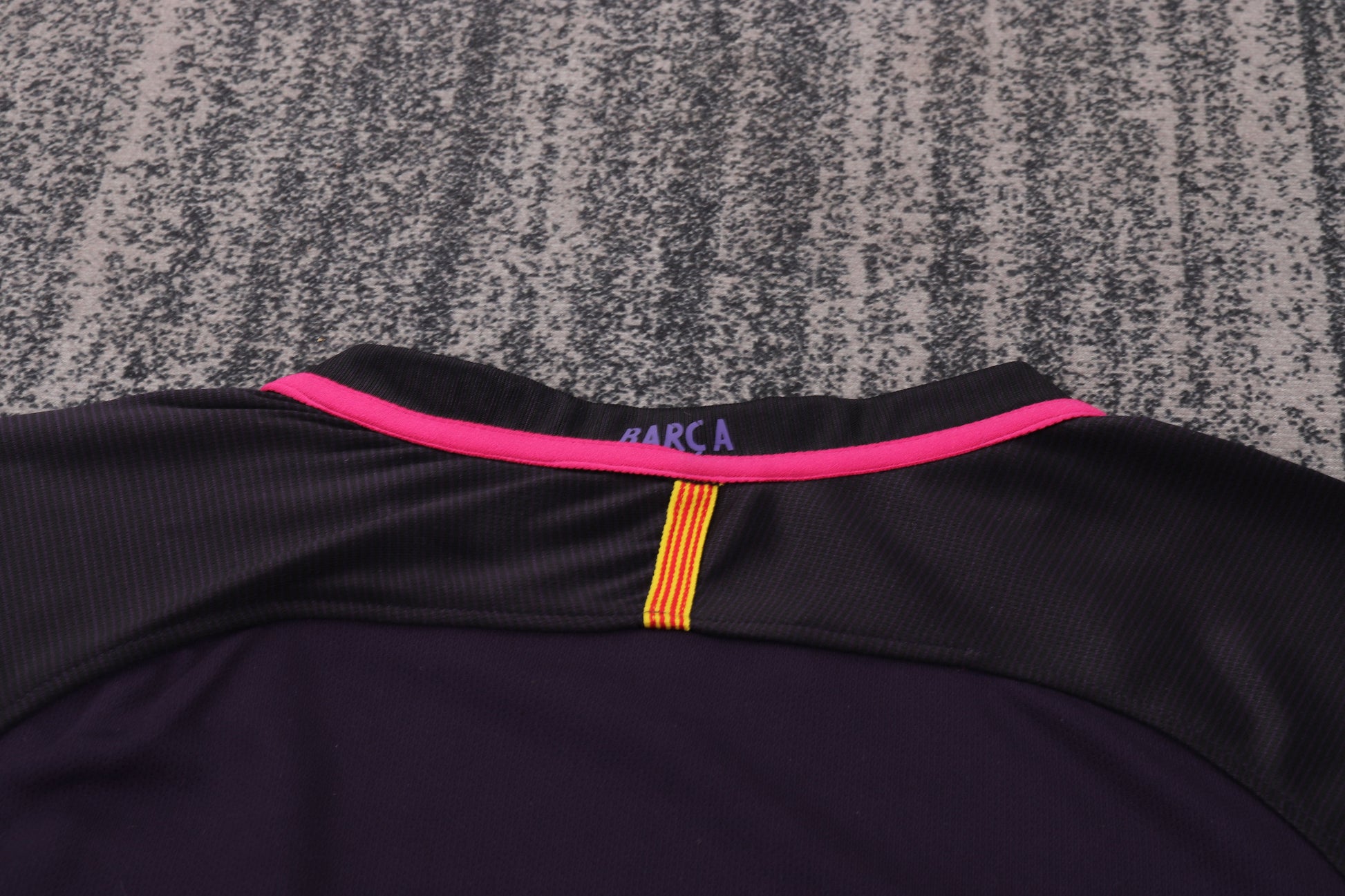 16/17 children's away football jersey