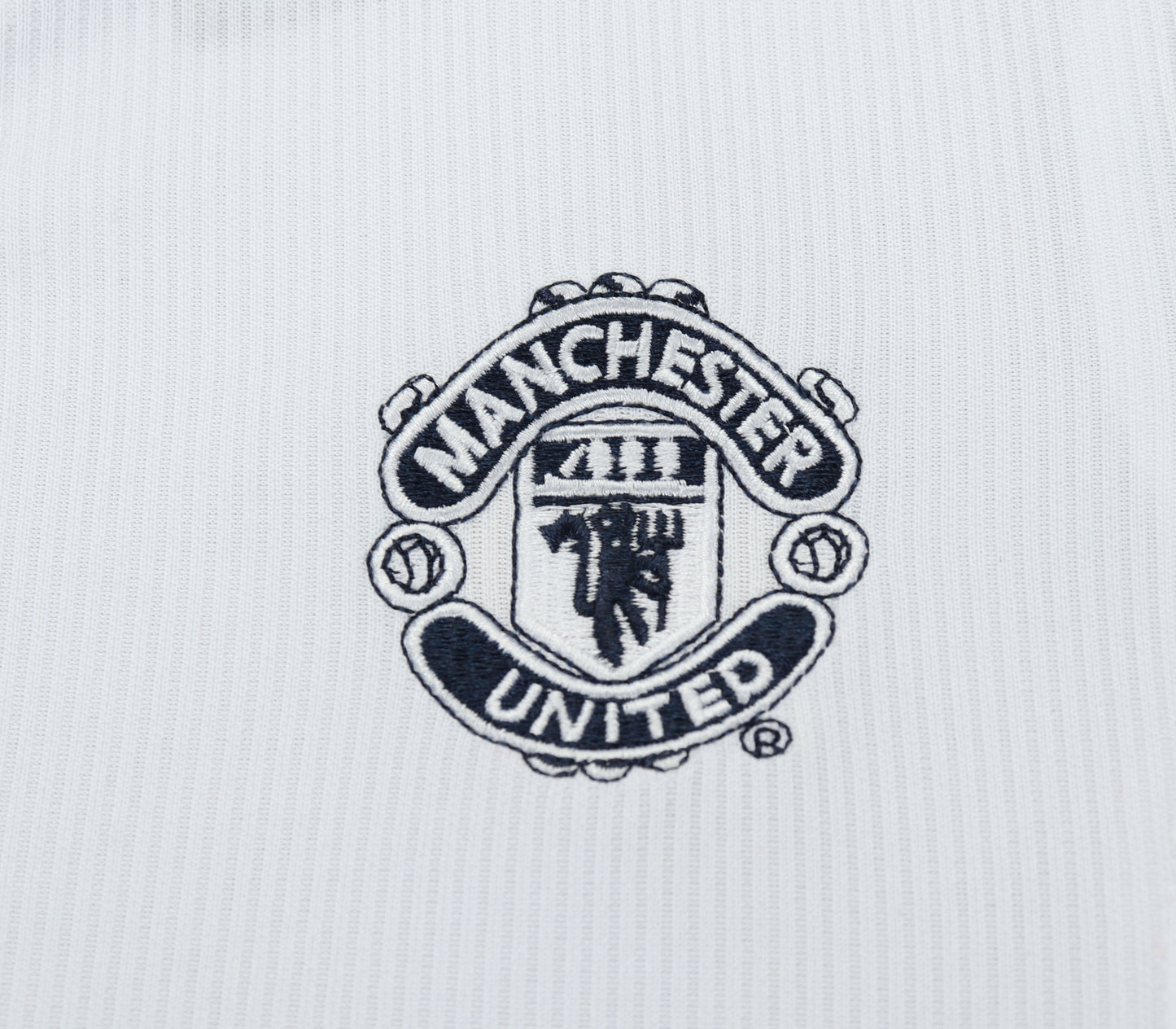 00/01 children's away football jersey