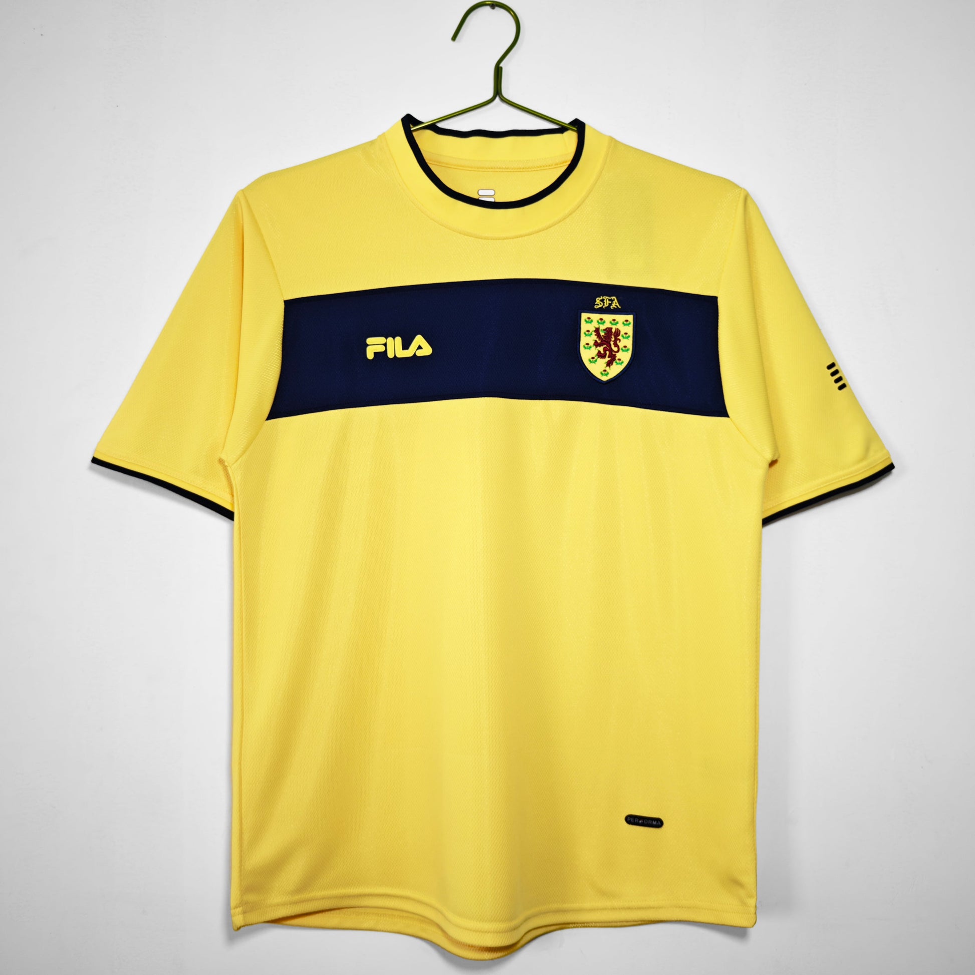 2002 away retro football shirt