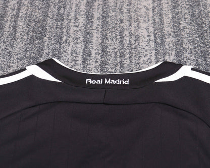06/07 children's away football jersey