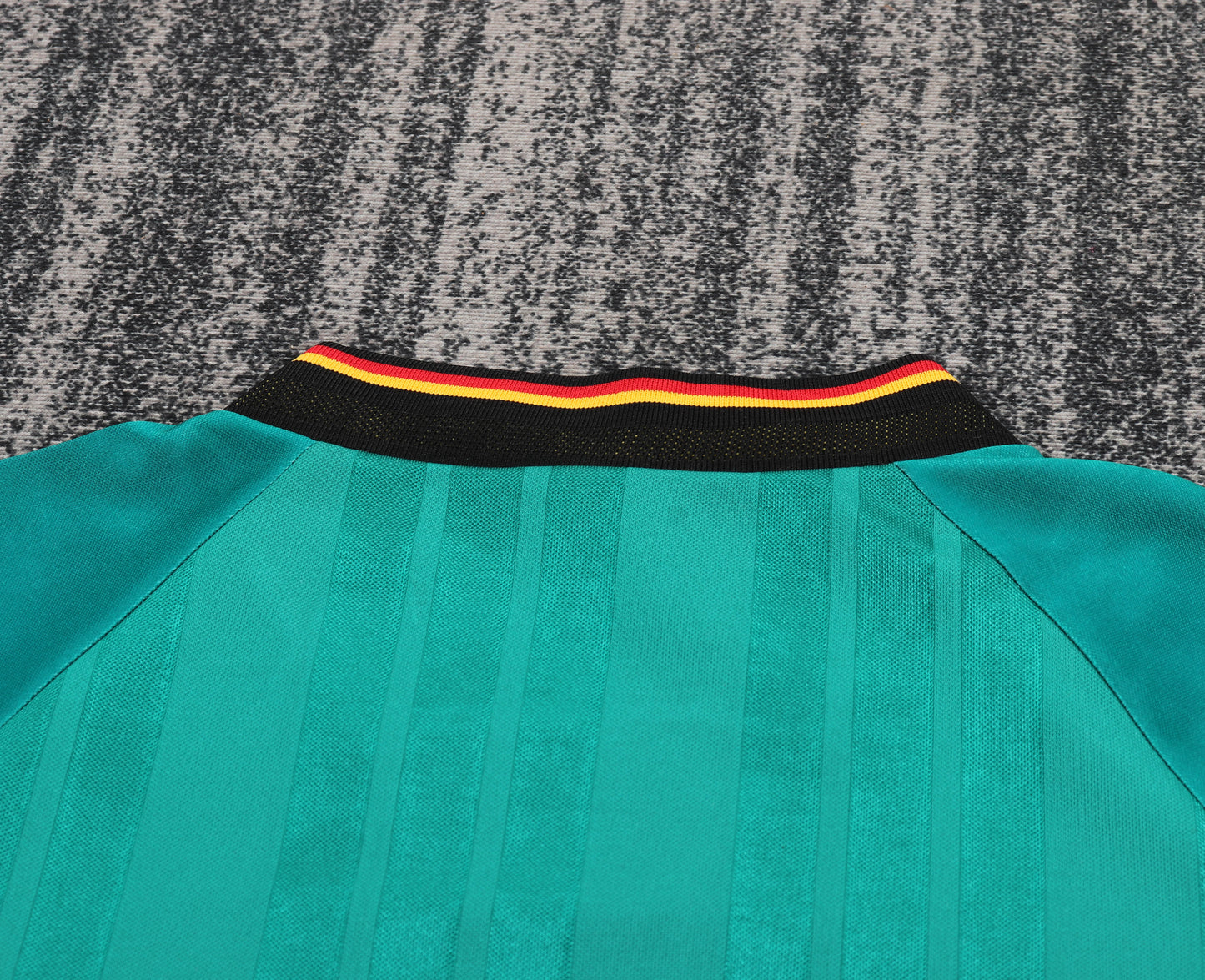 1992 children's away football jersey