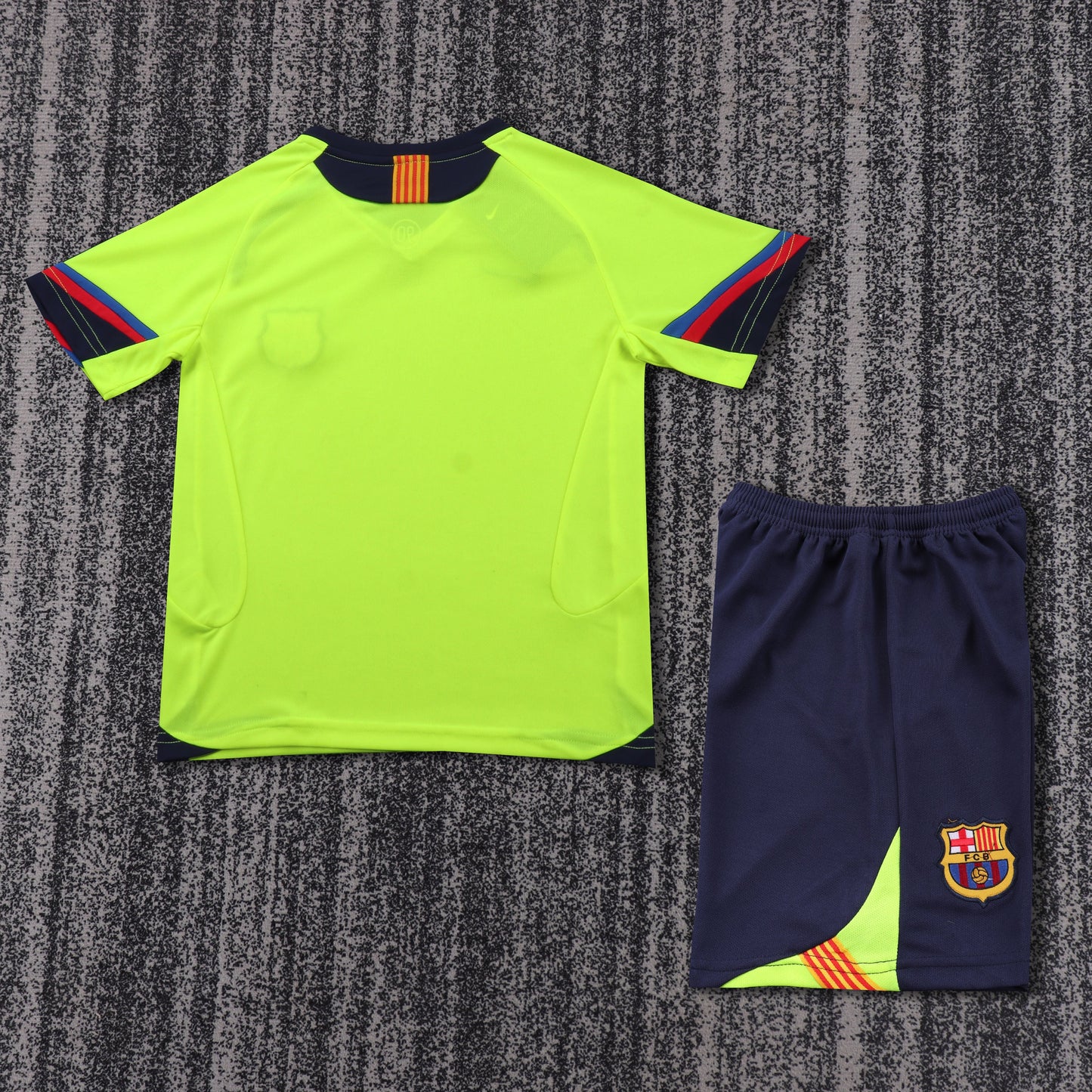 05/06 children's away football jersey