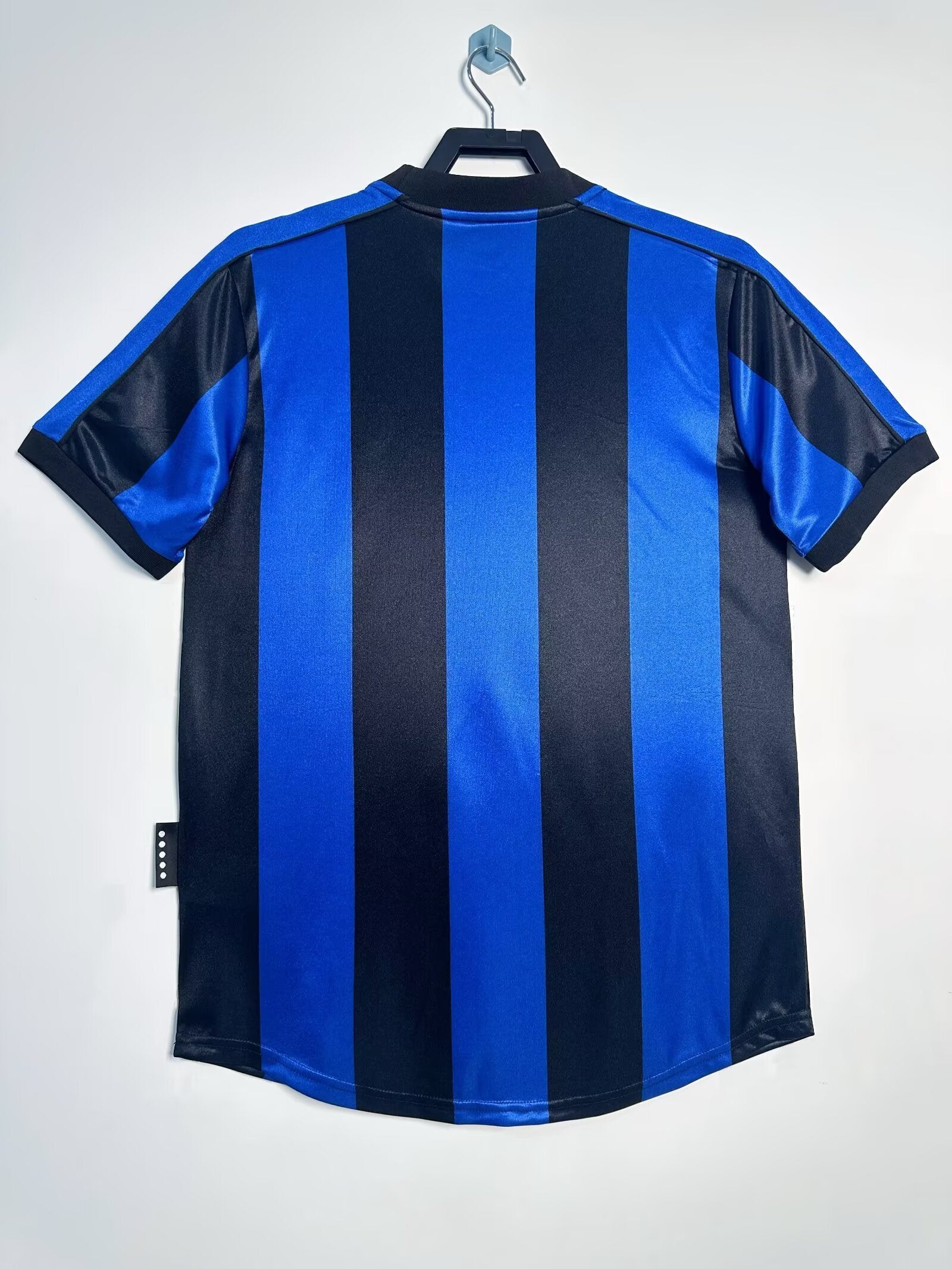 99/00 home retro football shirt