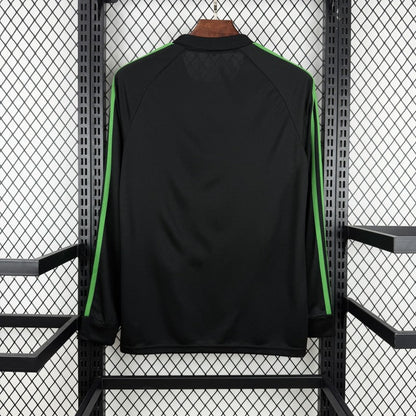 1990 Retro Goalkeeper Long Sleeve Jersey - detail view