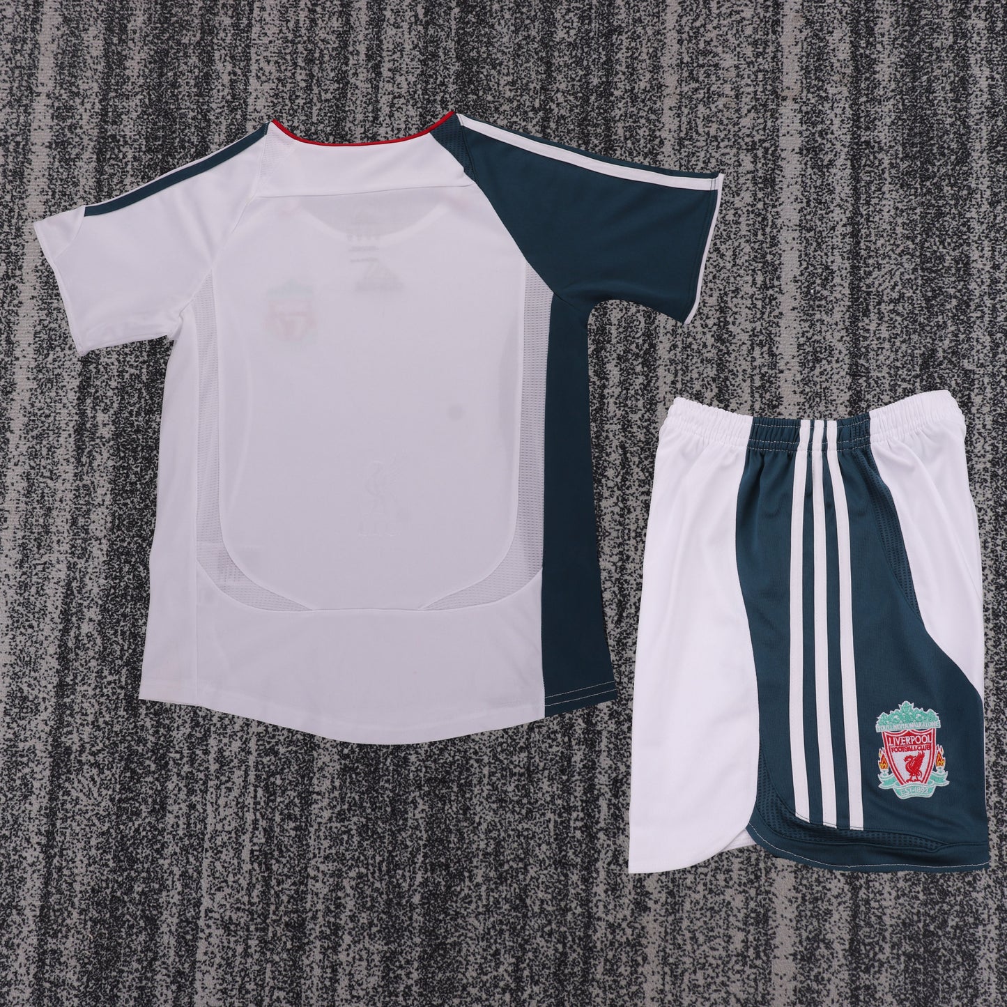 06/07 children's third football jersey