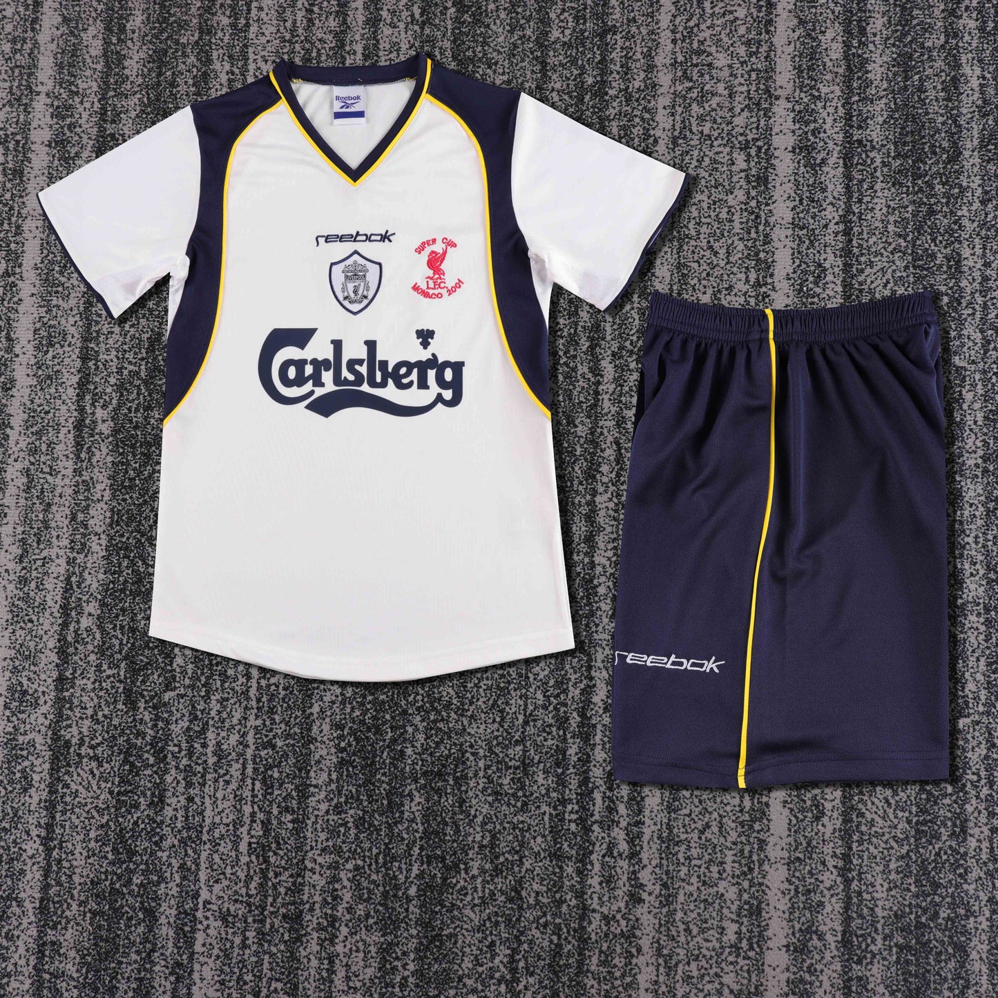 01/02 children's away football jersey