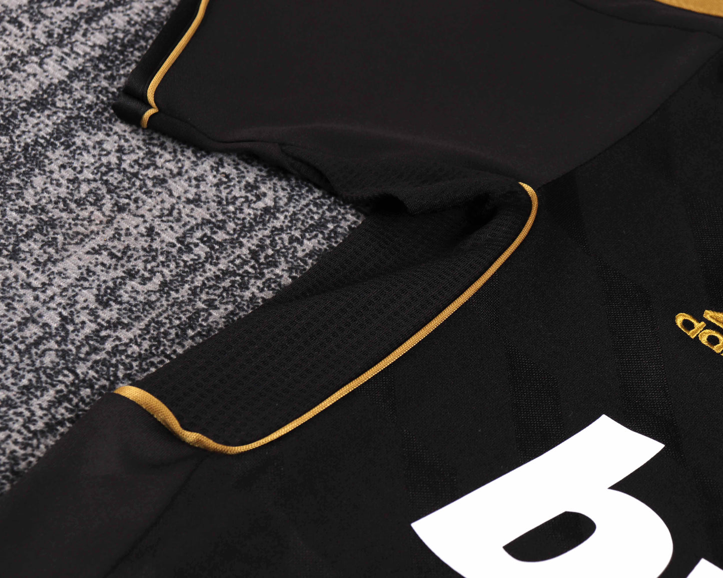11/12 children's away football jersey