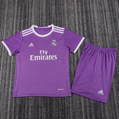 16/17 children's away football jersey