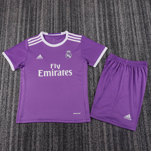 16/17 children's away football jersey