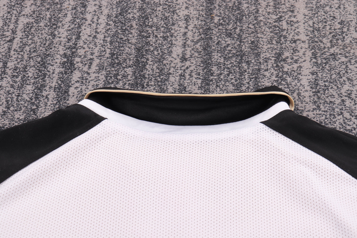 01/02 children's away football jersey