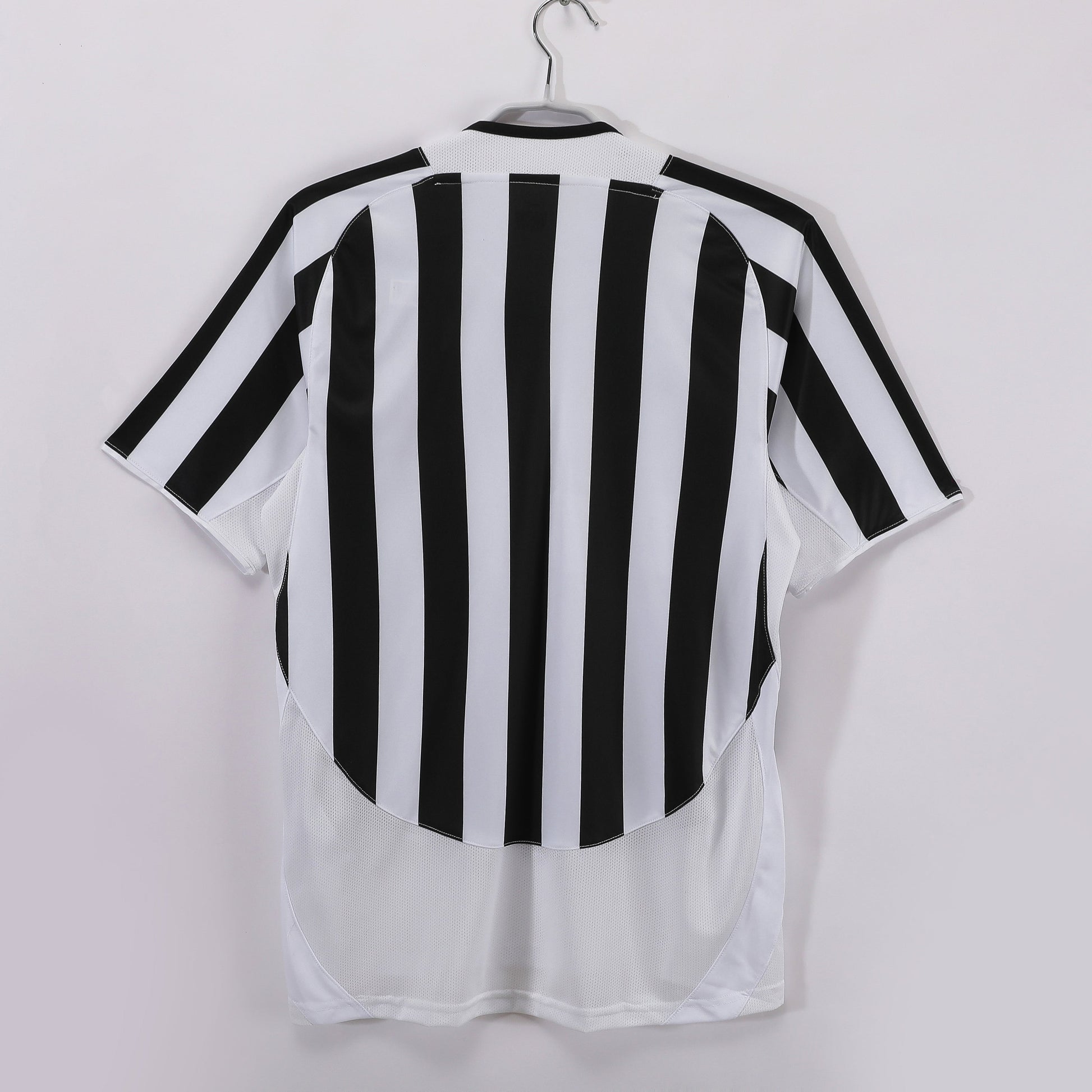 03/04 home retro football shirt