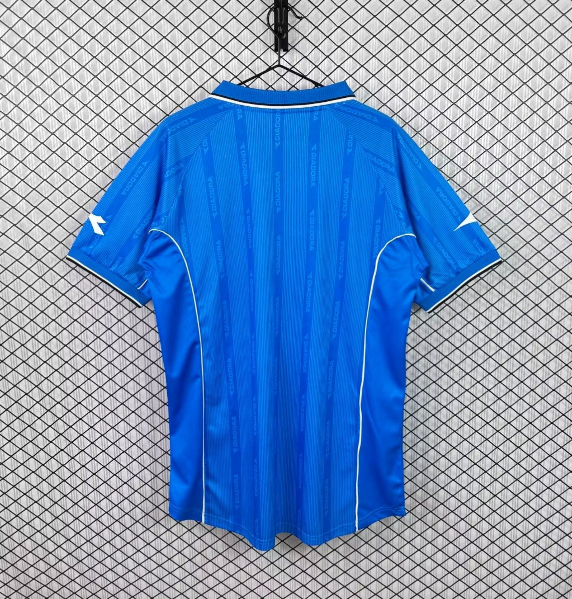 2000/01 Home Retro Shirt - back product view