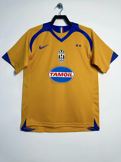 05/06 third retro football shirt